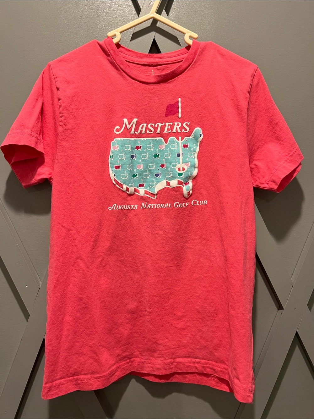 Masters pink youth large Short Sleeve Graphic Golf Tee